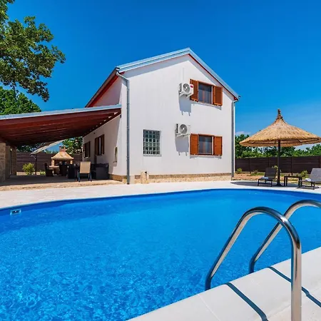 My Dalmatia - Toma With Private Swimming Pool Hotel Benkovac