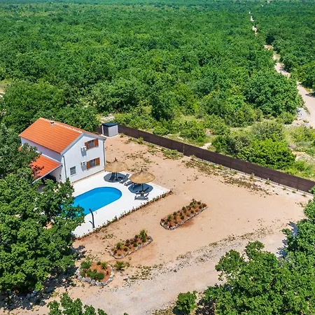 My Dalmatia - Toma With Private Swimming Pool 4*