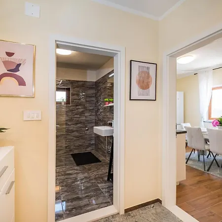 My Dalmatia - Toma With Private Swimming Pool ホテル