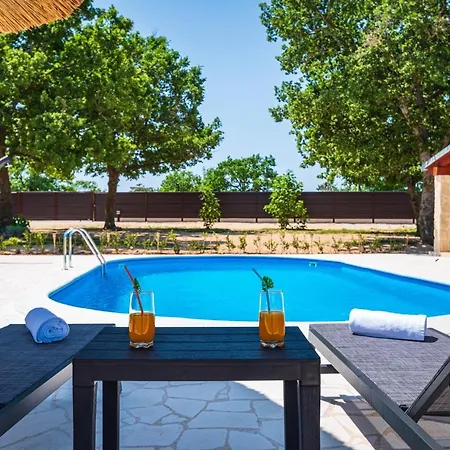 My Dalmatia - Toma With Private Swimming Pool Hotell 4*