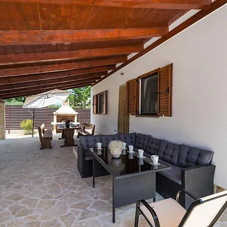 My Dalmatia - Toma With Private Swimming Pool Hotell 4*