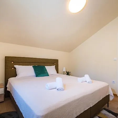 My Dalmatia - Toma With Private Swimming Pool