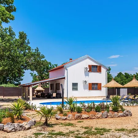 My Dalmatia - Toma With Private Swimming Pool